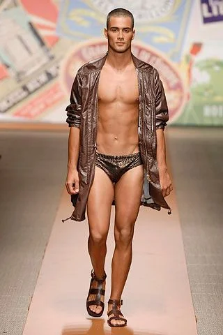 Look 10